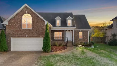 1042 Stonehollow Way, Mount Juliet, TN 37122