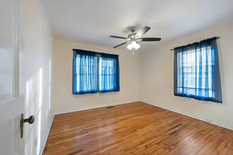 Bedroom - 105 Arnold St, Centerville, TN 37033 photo 2 of 2