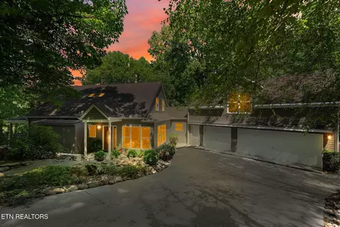 105 Timberline Dr, Kingston, TN 37763