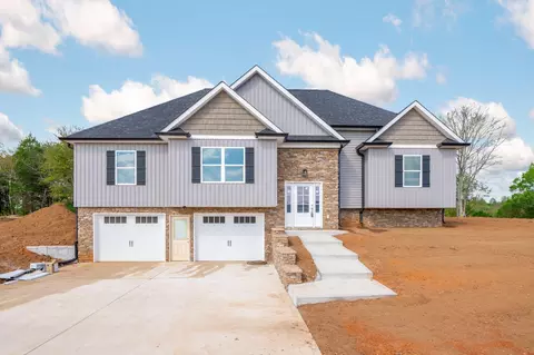 8052 Abraham Ln, Ooltewah, TN 37363