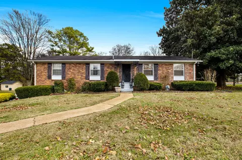 221 Freda Villa, Madison, TN 37115