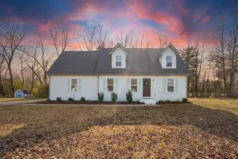 3647 Sugarbush Ct, Murfreesboro, TN 37127