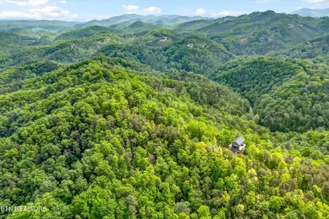 1 Hatcher Top Rd, Sevierville, TN 37862 photo 22