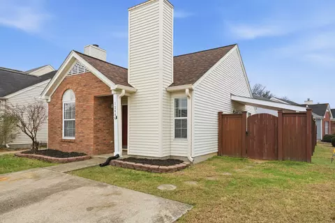 1200 Alandee St, Nashville, TN 37214