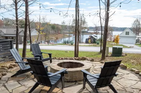 740 Waters Edge Way, Tracy City, TN 37387