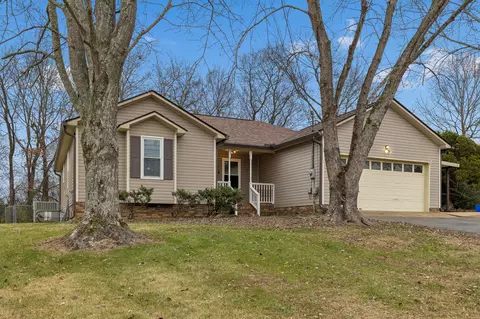 114 Green Vale Dr, Columbia, TN 38401