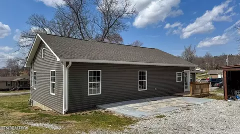 138 Lloyd St, Oneida, TN 37841 photo 7