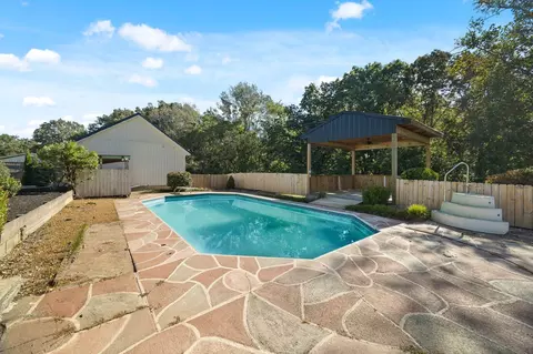 1690 Old Florence Rd, Lawrenceburg, TN 38464