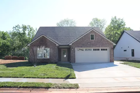 603 Willow Park Dr, Clarksville, TN 37043