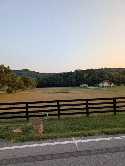 2163 Allisona Rd, Eagleville, TN 37060 photo 3
