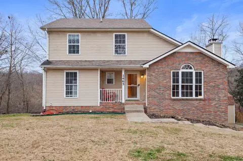 1465 Buchanon Dr, Clarksville, TN 37042