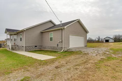 Exterior - 106 Wilder Chapel Rd, Decherd, TN 37324 photo 9 of 9