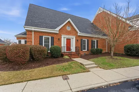 41 Wyndermere Dr, Hendersonville, TN 37075