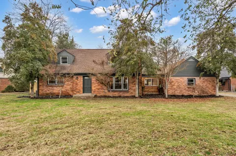 2013 Riverwood Dr, Nashville, TN 37216