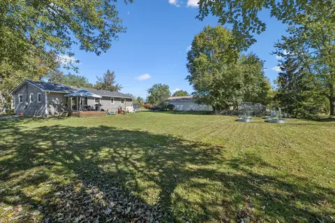 Exterior - 440 W Maple St, Morrison, TN 37357 photo 6 of 7
