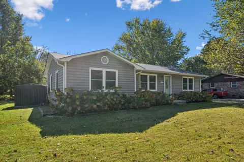 Exterior - 440 W Maple St, Morrison, TN 37357 photo 2 of 7