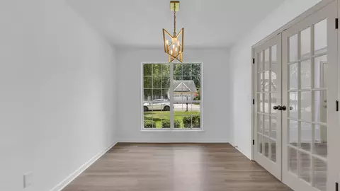 2741 Derby Downs Dr, Chattanooga, TN 37421 photo 5