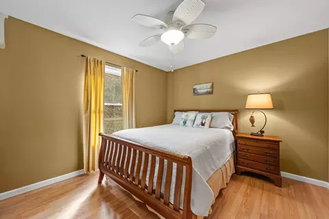 Bedroom - 359 Riverview Dr, Dover, TN 37058 photo 4 of 4
