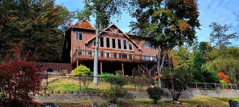 12108 Laurbrow Rd, Soddy Daisy, TN 37379