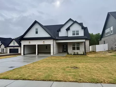 6008 Northern Oak Chase Dr, Smyrna, TN 37167