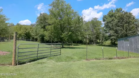 357 Doc Norton Rd, Walland, TN 37886 photo 8