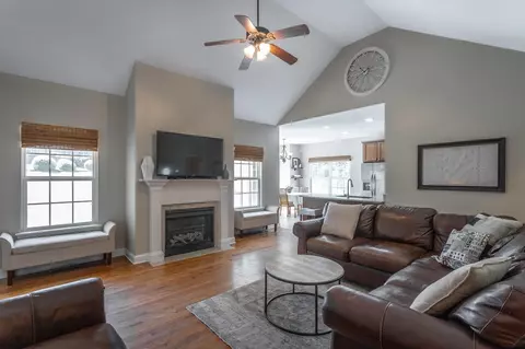 873 Windrush Loop, Chattanooga, TN 37421 photo 6