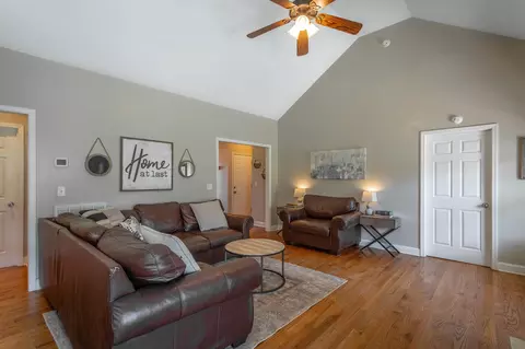 873 Windrush Loop, Chattanooga, TN 37421 photo 8