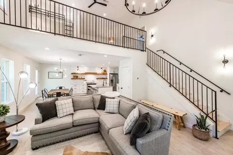 623 Beartrail Ln, Gatlinburg, TN 37738