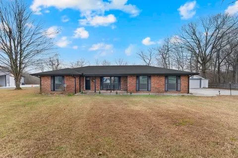 3197 Matts Hollow Rd, Manchester, TN 37355