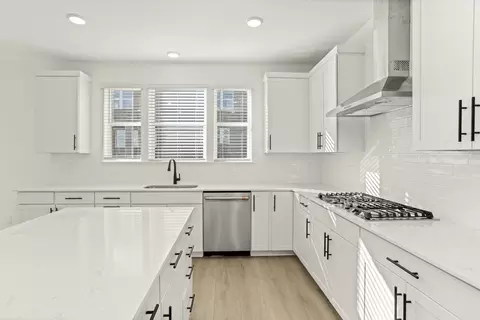 33 Foxton Ct, Mount Juliet, TN 37122