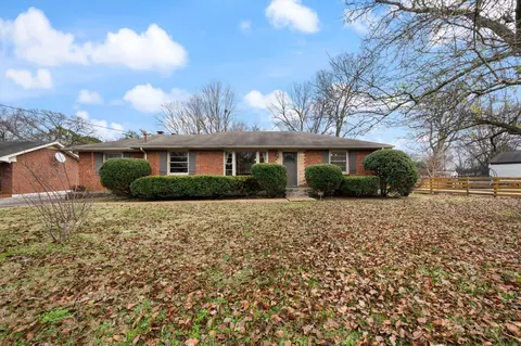 4202 Glynda Dr, Nashville, TN 37216