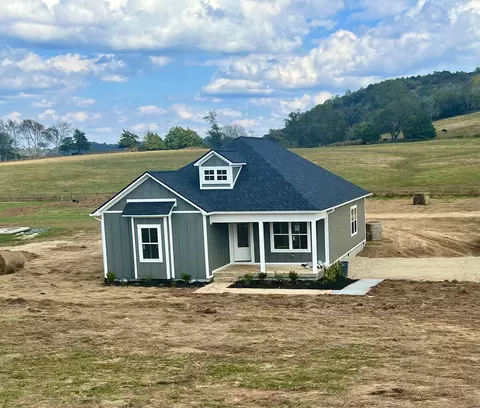 9720 Campbellsville Rd, Pulaski, TN 38478