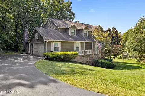 11104 Flotilla Dr, Knoxville, TN 37934