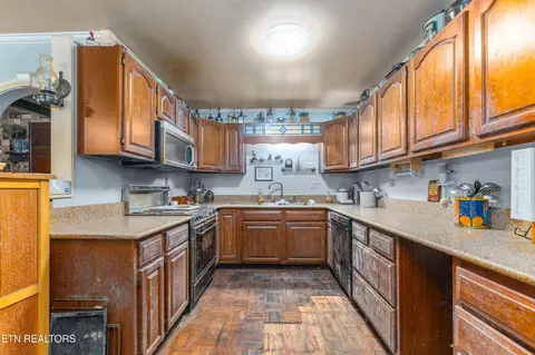1688 E Wolf Valley Rd, Heiskell, TN 37754 photo 8