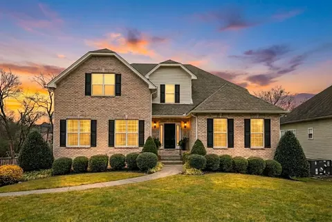1532 Bunbury Dr, Thompsons Station, TN 37179