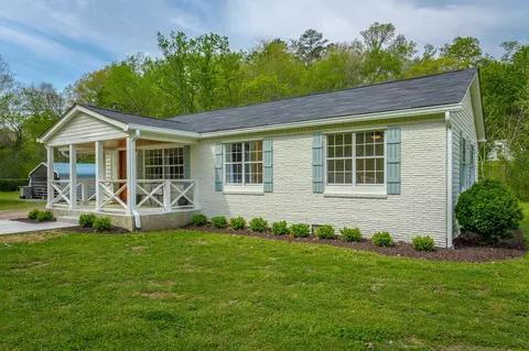 9039 Dallas Hollow Rd, Soddy Daisy, TN 37379