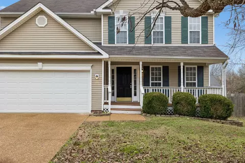 1849 Devon Dr, Spring Hill, TN 37174 photo 2