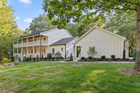 1629 Sawyer Spring Trl, Signal Mountain, TN 37377