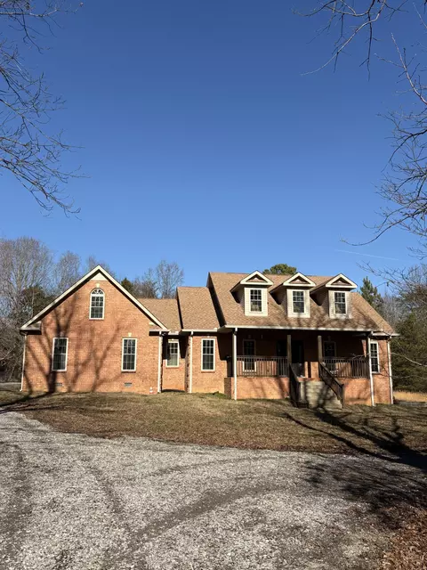 124 Old Highway 96, Burns, TN 37029