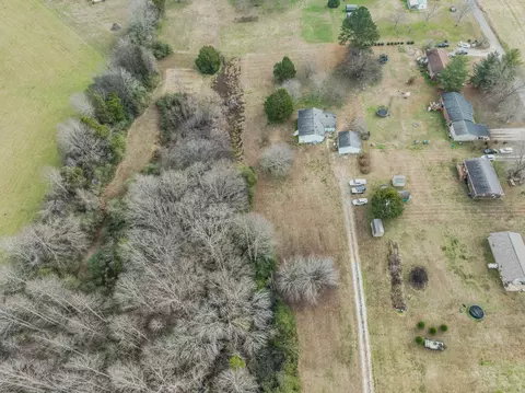View/Area - 52 Lindsey Rd, Loretto, TN 38469 photo 2 of 17