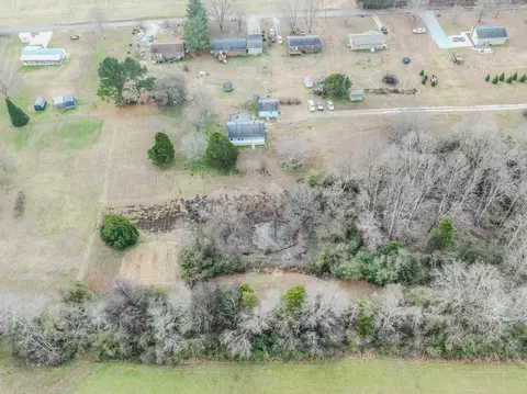 View/Area - 52 Lindsey Rd, Loretto, TN 38469 photo 5 of 17