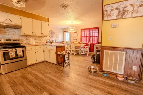 Kitchen - 52 Lindsey Rd, Loretto, TN 38469 photo 2 of 5