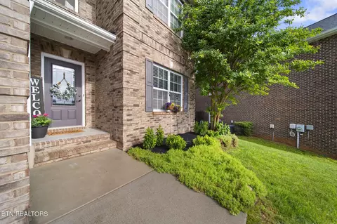 2905 Cambridge Shores Lane Ln, Knoxville, TN 37938