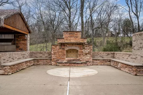 Exterior - 5827 Highway 76 E, Springfield, TN 37172 photo 5 of 30