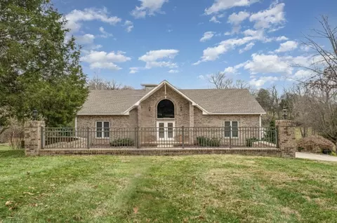 5827 Highway 76 E, Springfield, TN 37172