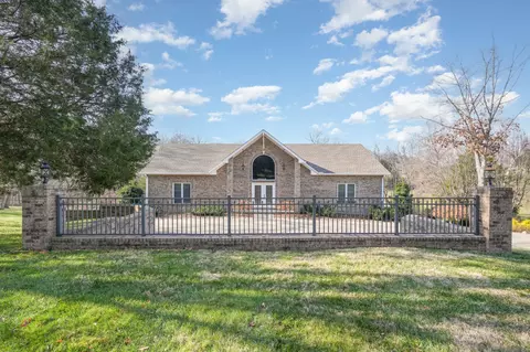 Exterior - 5827 Highway 76 E, Springfield, TN 37172 photo 23 of 30