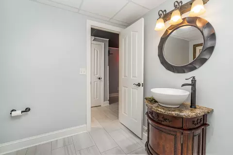 Bath - 5827 Highway 76 E, Springfield, TN 37172 photo 5 of 7