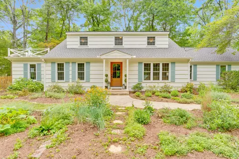 101 Grayson Rd, Signal Mountain, TN 37377