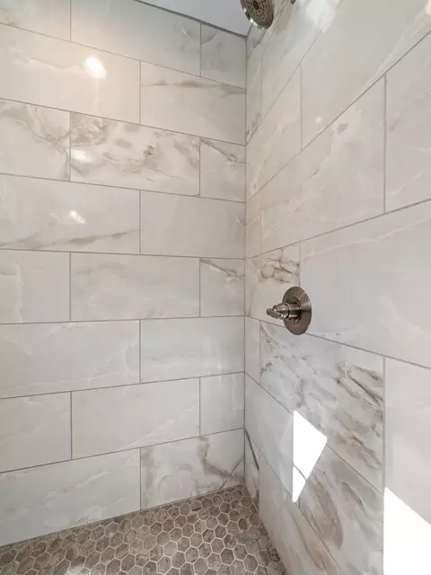 Bath - 4413 Taylor Rd, Springfield, TN 37172 photo 3 of 3