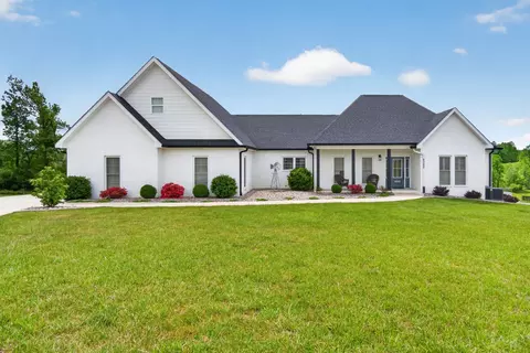 4068 Charlton Sq, Cookeville, TN 38501